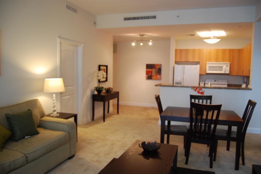 Dadeland Towers By Miami Vacations Aparthotel South Miami Room photo
